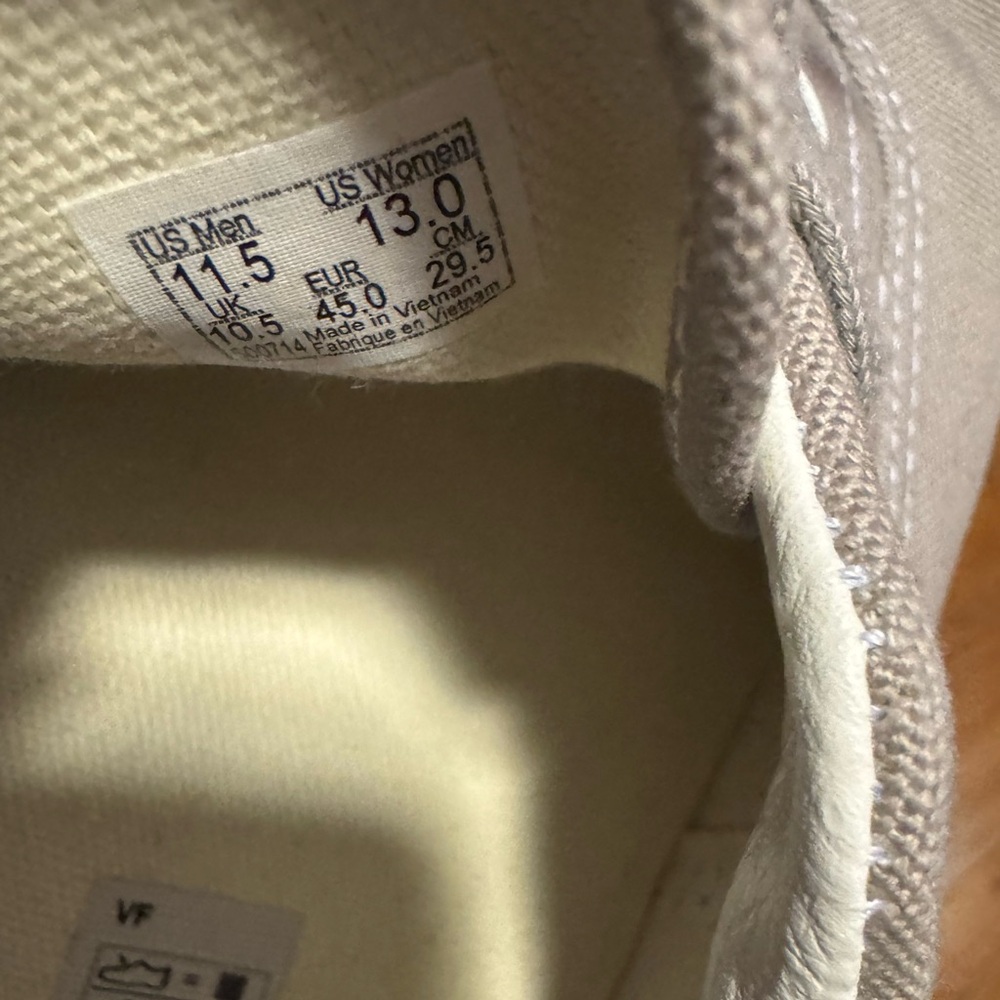 Vans Men's Taupe Canvas Sneakers Size 11.5 - Picture 9 of 10